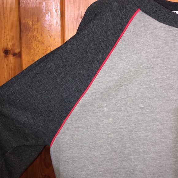 PINK Victoria’s Secret crew neck sweatshirt size large red/pink oversized top​ - Picture 2 of 4